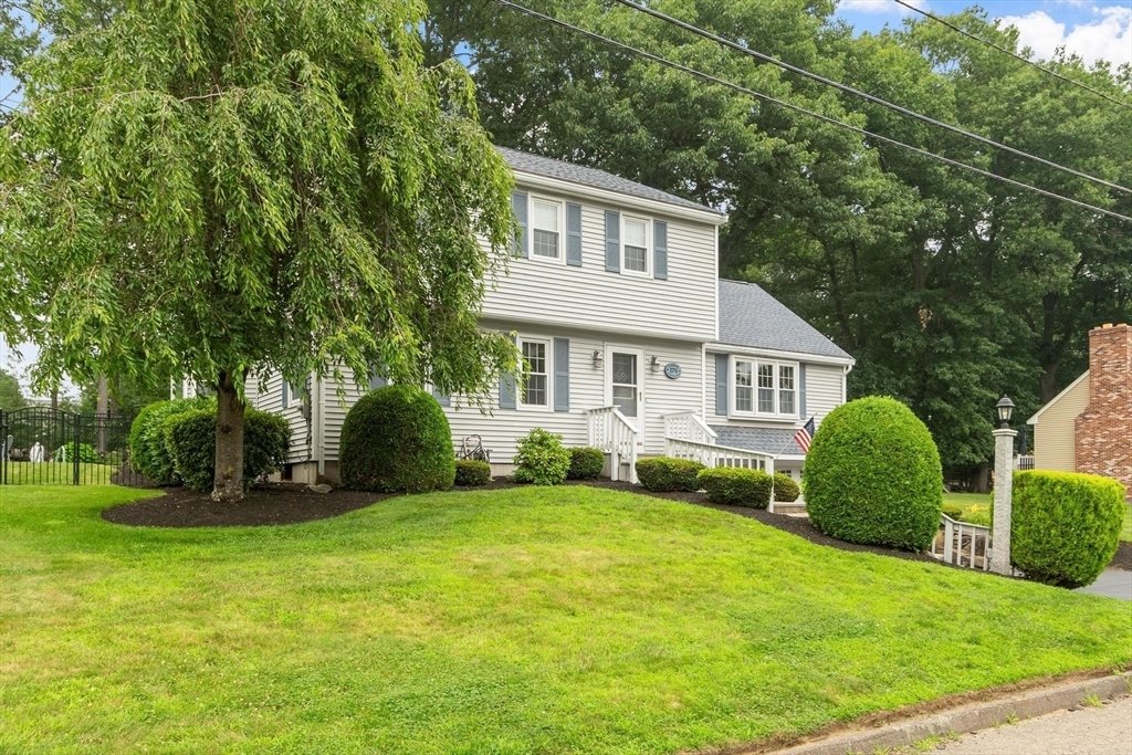 House in Leominster, Massachusetts, United States 3 - 18487450