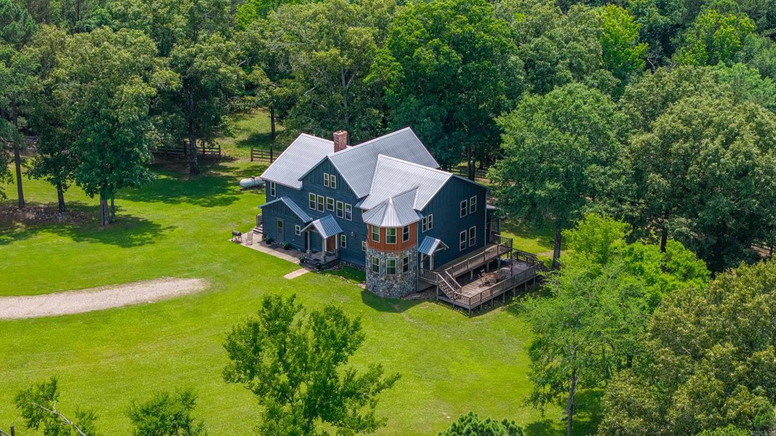 Farm Ranch in Bismarck, Arkansas, United States 2 - 18485265