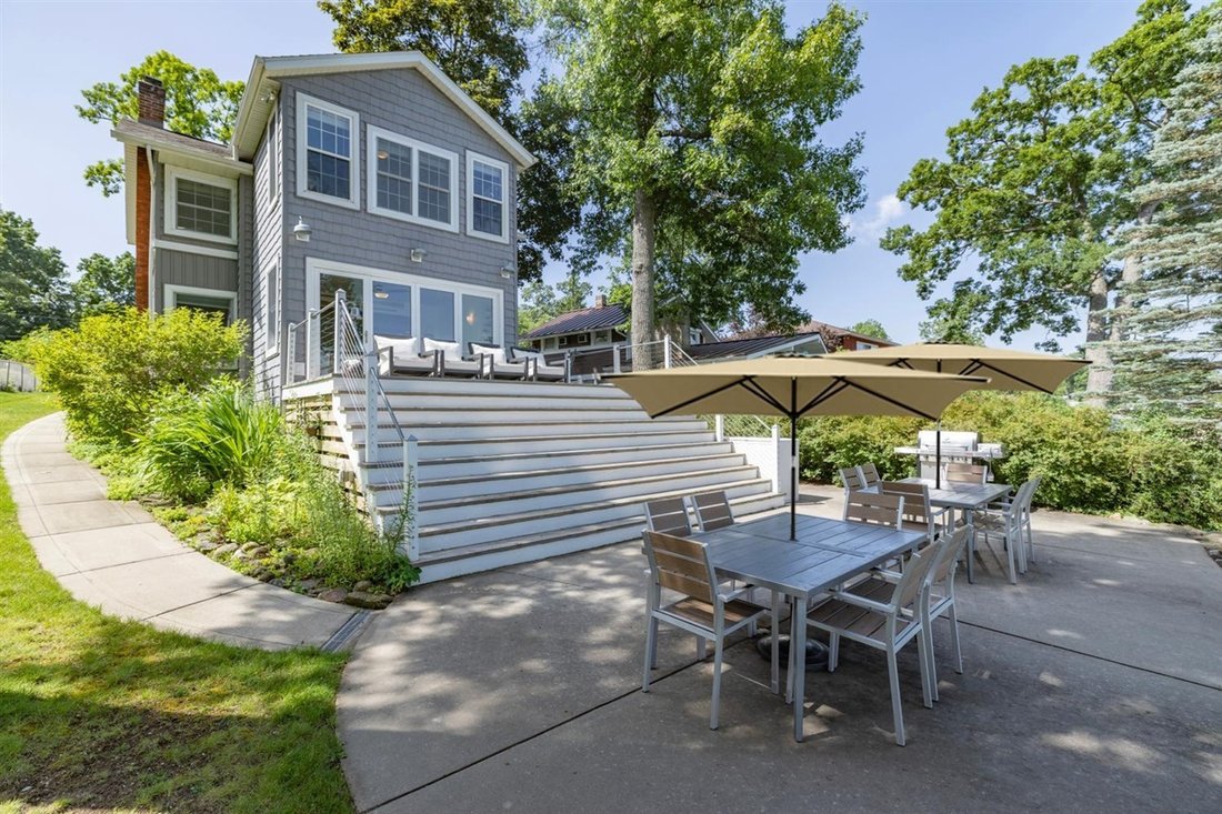 House in Edwardsburg, Michigan, United States 4 - 18483016