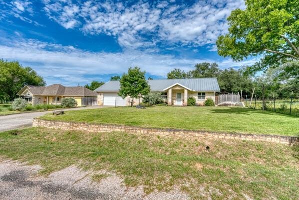 House in Kingsland, Texas, United States 1 - 18486125