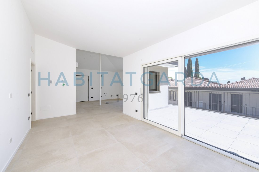 Apartment in Gardone Riviera, Lombardy, Italy 4 - 15609973