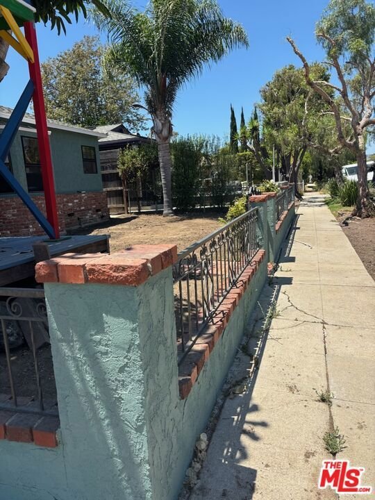 House in Los Angeles, California, United States 2 - 18487842