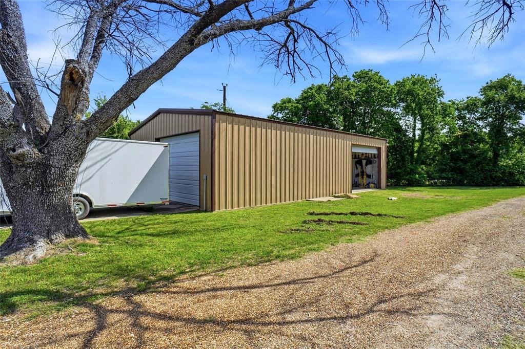 House in Krum, Texas, United States 3 - 18486396
