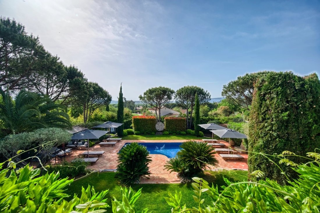 Villa in Grimaud, Provence-Alpes-Côte d'Azur, France 1 - 15591244