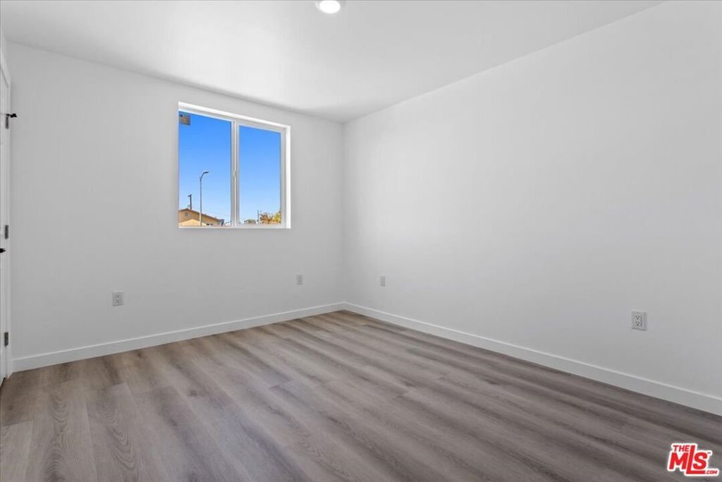 Los Angeles, California, United States 5 - 18485325
