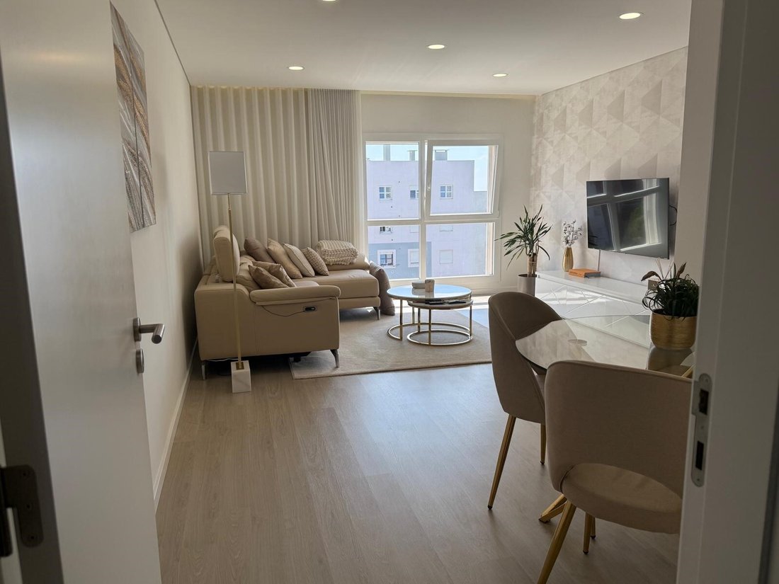 Apartment in Venteira, Lisbon, Portugal 3 - 18486892