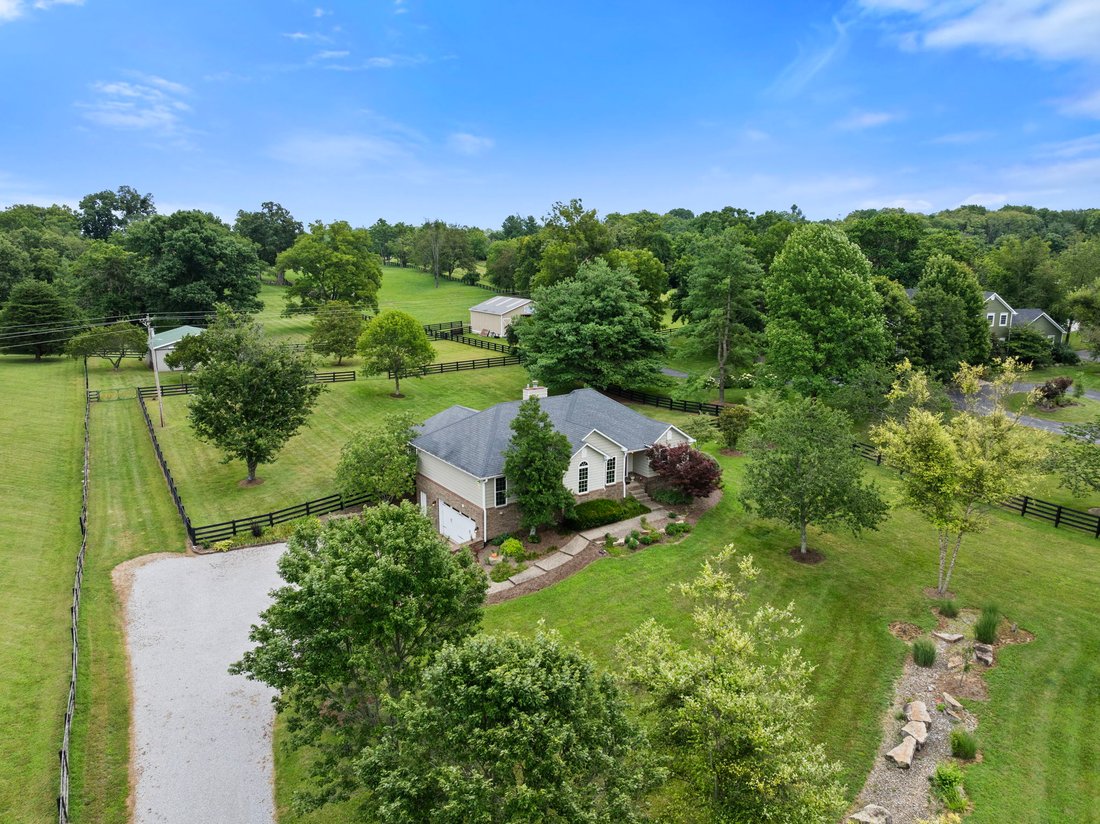 House in Nicholasville, Kentucky, United States 1 - 18483992