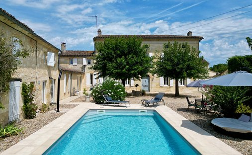 Villa in Saint-Émilion, Nouvelle-Aquitaine, France 1