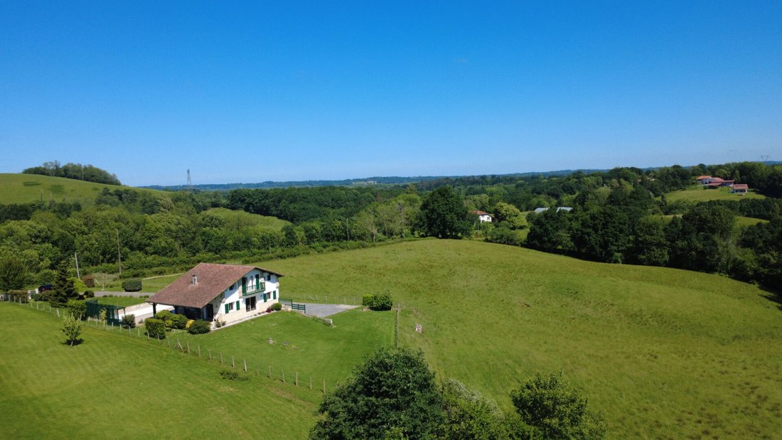 Villa in Briscous, Nouvelle-Aquitaine, France 2 - 17983351