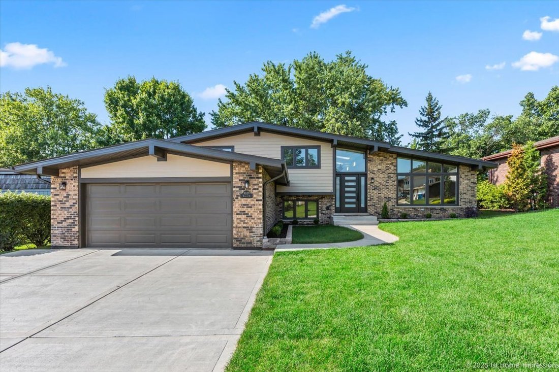 House in Palos Hills, Illinois, United States 1 - 18483630