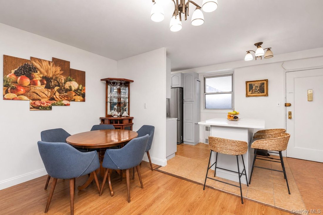 Co Op in New York, New York, United States 5 - 18486737