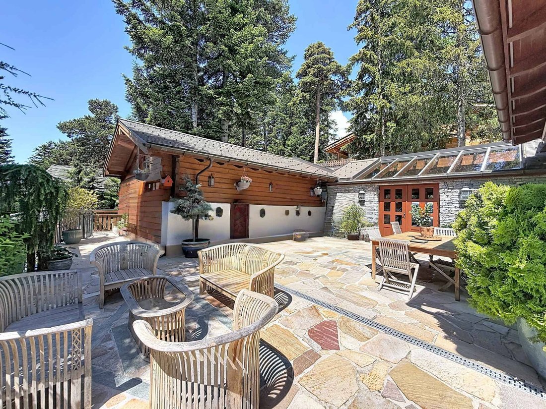 Chalet in Crans-Montana, Valais, Switzerland 4 - 18402863