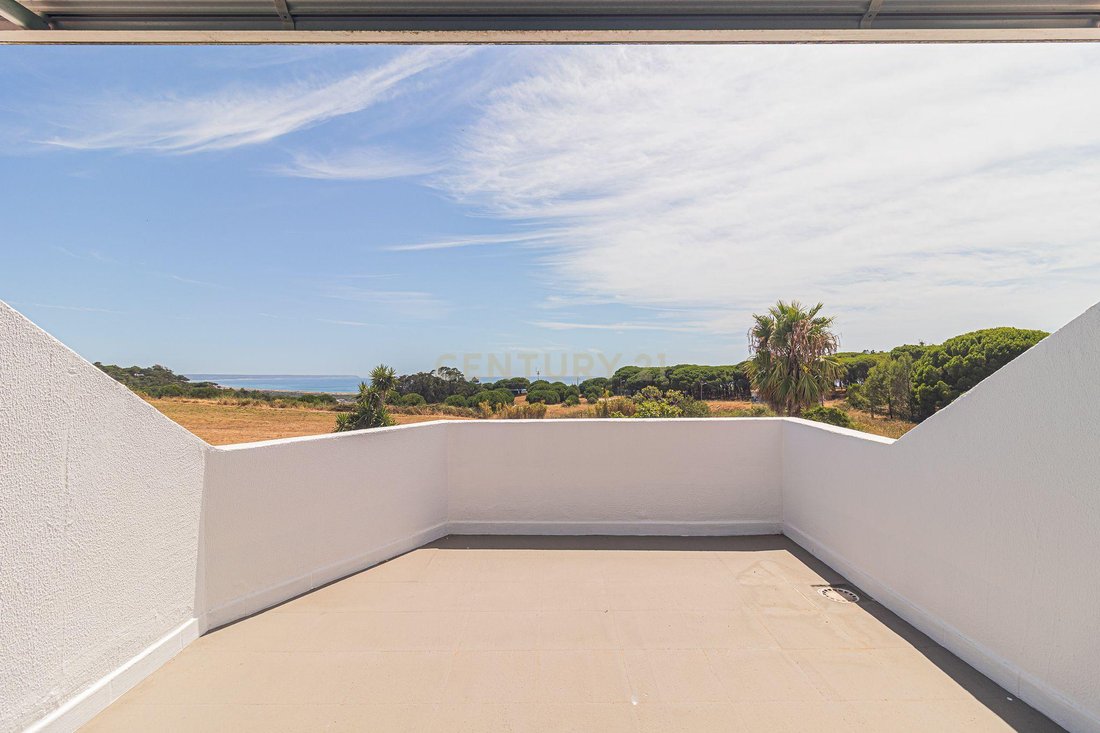 Villa in Caparica e Trafaria, Setubal, Portugal 1 - 18486114