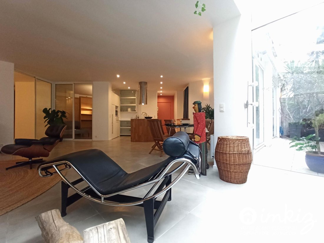 Apartment in Secrétan, Paris 19e Arrondissement, Paris 1 - 18446479