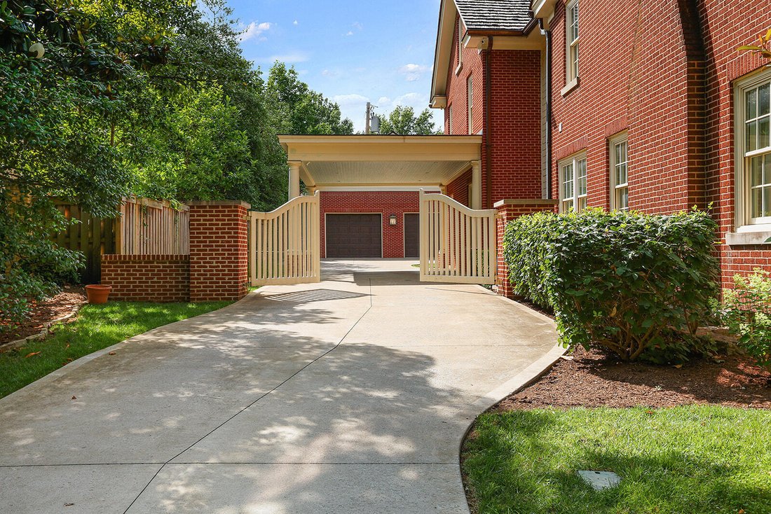 House in Lexington, Kentucky, United States 5 - 18485215