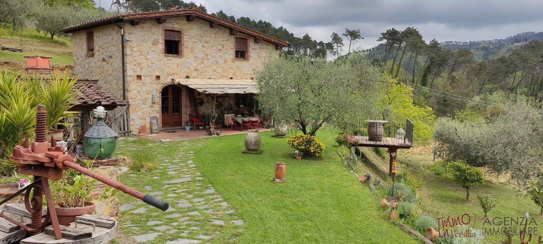 Farm Ranch in Camaiore, Tuscany, Italy 1 - 18485162