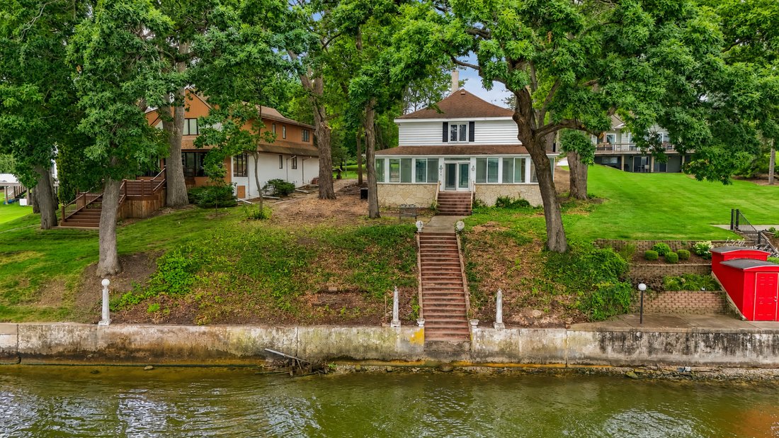 House in Johnsburg, Illinois, United States 1 - 18440336