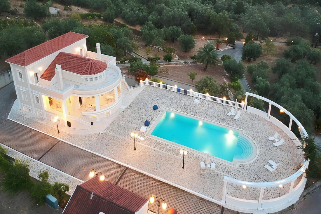 Villa in Corfu, Peloponnese, Western Greece and the Ionian, Greece 2 - 18485590
