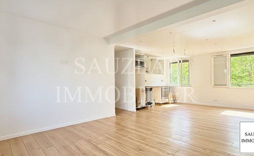 Apartment in Montrouge, Ile-de-France, France 1