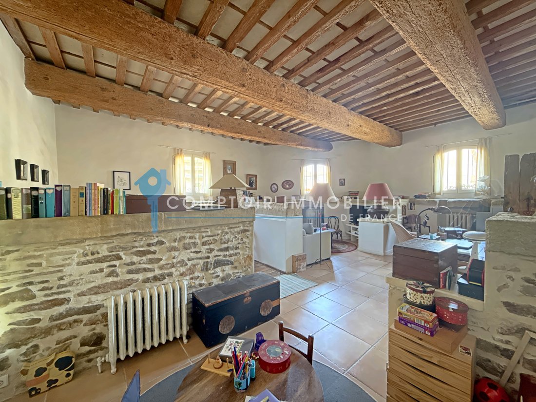 Peripherie, Marsillargues, France 3 - 18486598