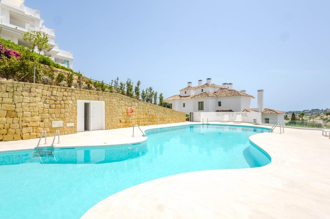 Apartment in Nueva Andalucia, Marbella, Spain 4 - 18485911