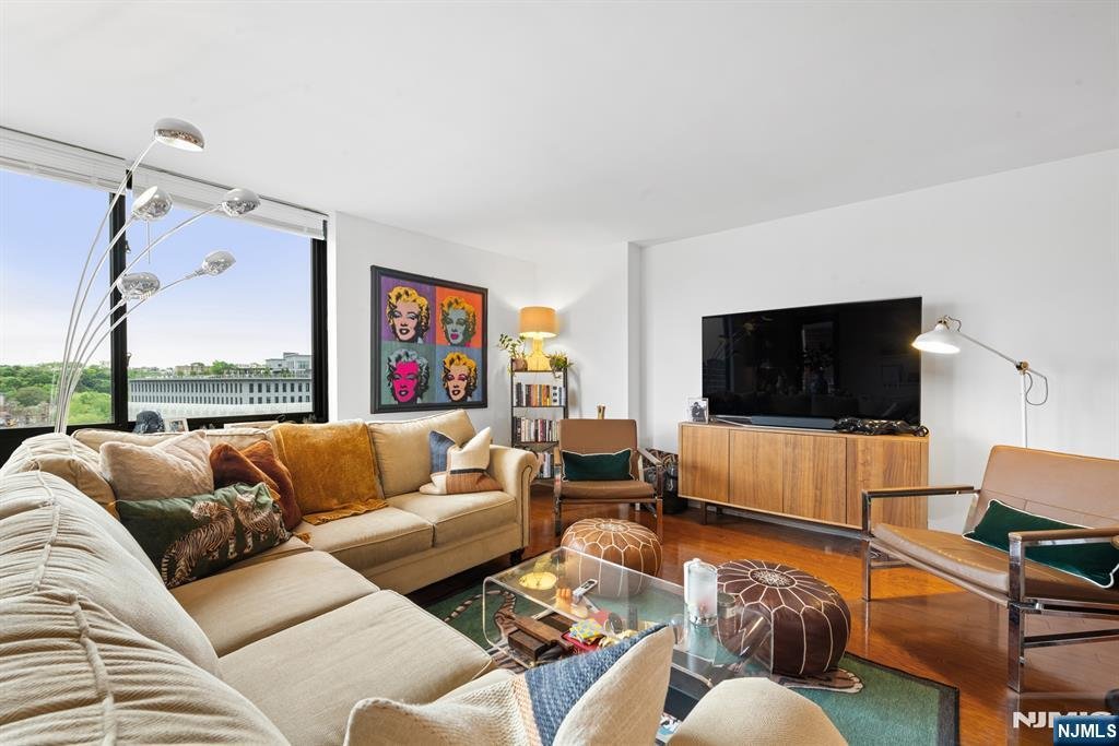 Condo in Hoboken, New Jersey, United States 3 - 18483355