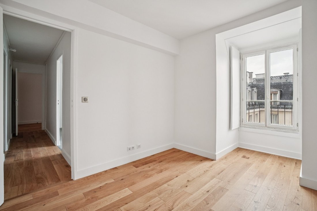 Apartment in Notre Dame, Versailles, France 3 - 18200214