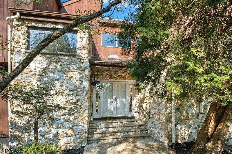 House in Scotch Plains, New Jersey, United States 3 - 18487526