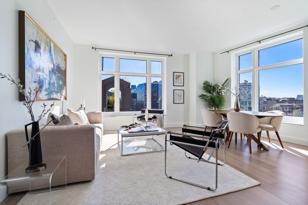 Condo in Boston, Massachusetts, United States 1 - 16557415