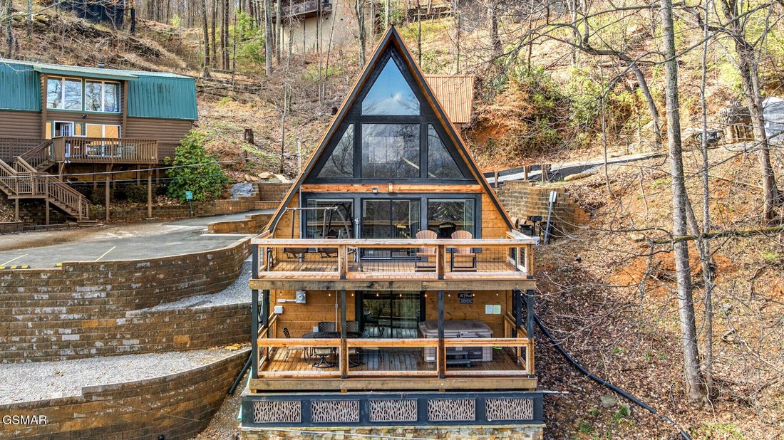House in Gatlinburg, Tennessee, United States 1 - 18486763