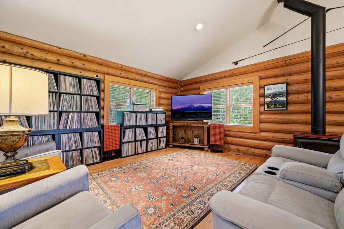 House in Clearmont, Wyoming, United States 5 - 18484411