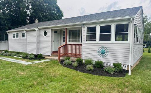 House in Greenport West, New York, United States 1