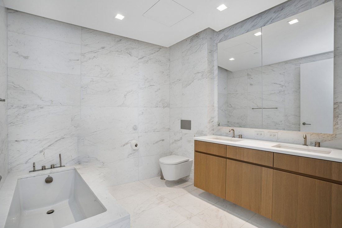 Condo in New York, New York, United States 5 - 18486706