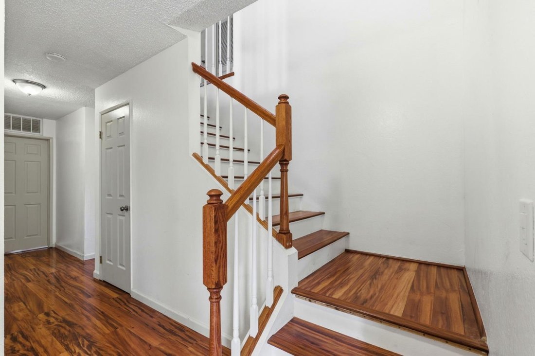 House in Gilroy, California, United States 3 - 18485735