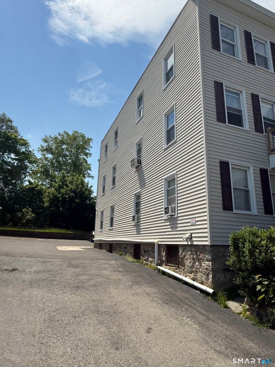 Stamford, Connecticut, United States 3 - 18485519
