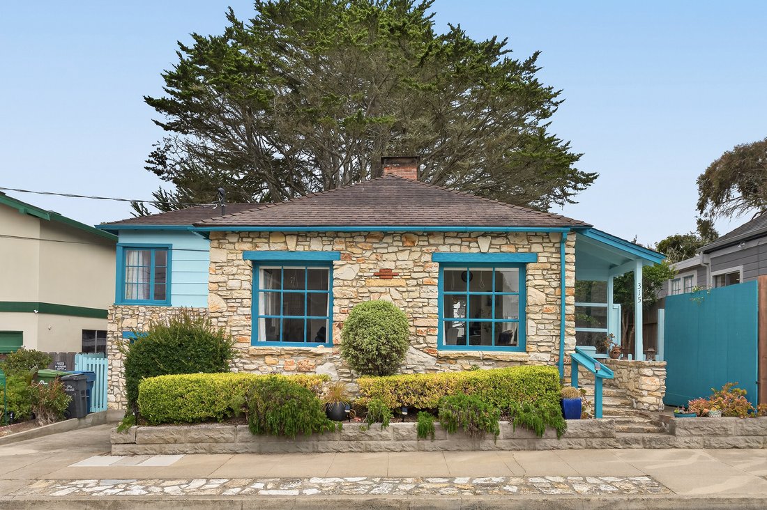 House in Pacific Grove, California, United States 2 - 18484017