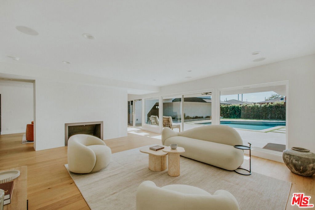 House in Los Angeles, California, United States 3 - 18477884