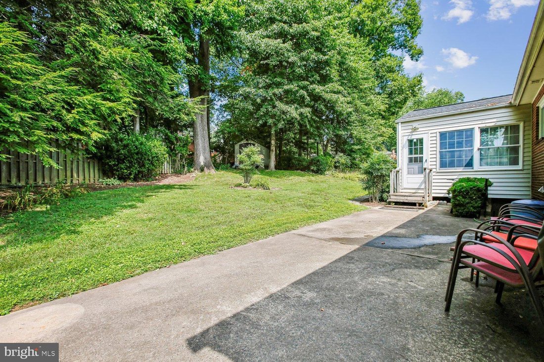 House in Idylwood, Virginia, United States 5 - 18389445