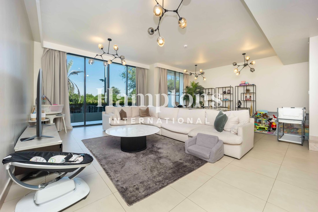 Villa in Hadaeq Sheikh Mohammed Bin Rashid, Dubai, United Arab Emirates 4 - 18487882