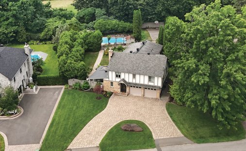 Haus in Baie-D'Urfé, Québec, Kanada 1