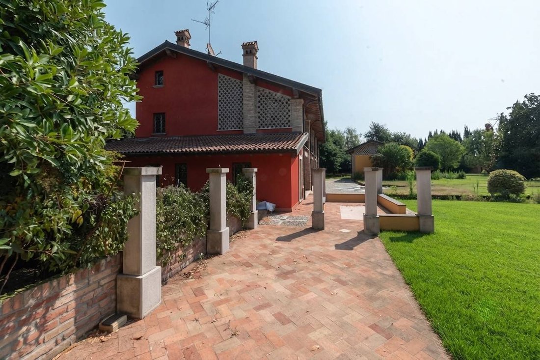 House in Chiari, Lombardy, Italy 3 - 18424953