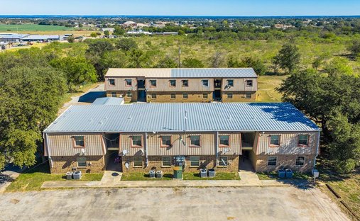 Apartment in Comanche, Texas, United States 1