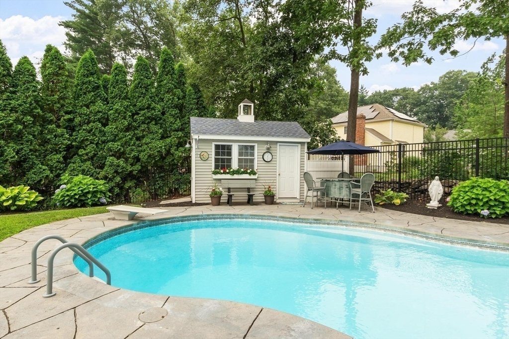 House in Leominster, Massachusetts, United States 5 - 18487450