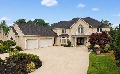 House in Hinckley, Ohio, United States 1