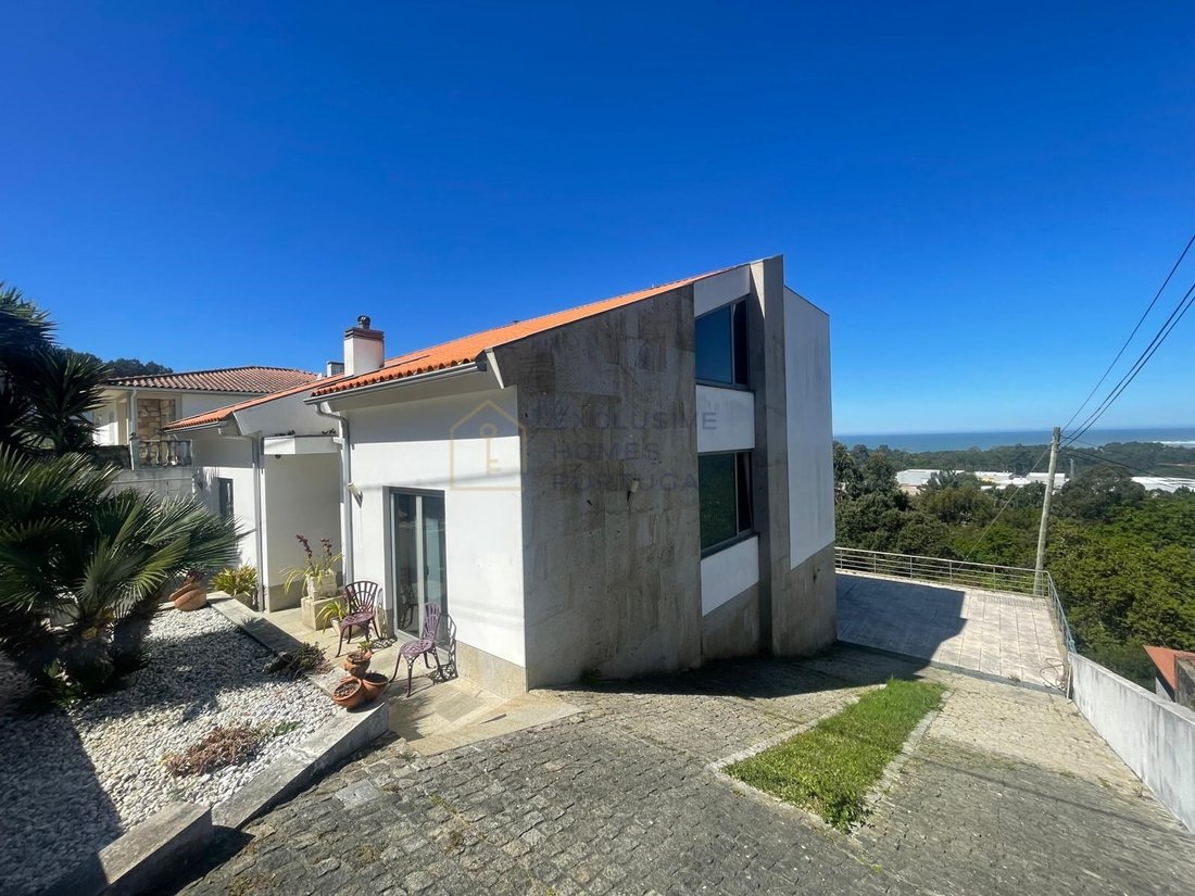 House in Vila Praia de Ancora, Viana do Castelo District, Portugal 1 - 18486940