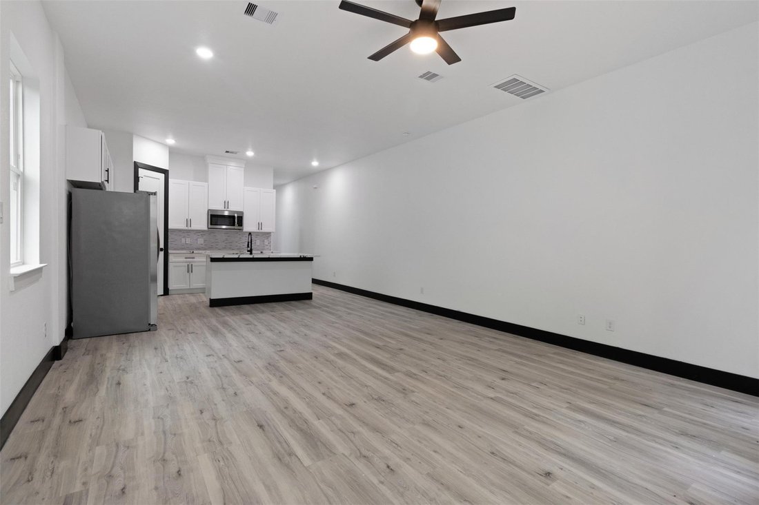 Houston, Texas, United States 5 - 18486253