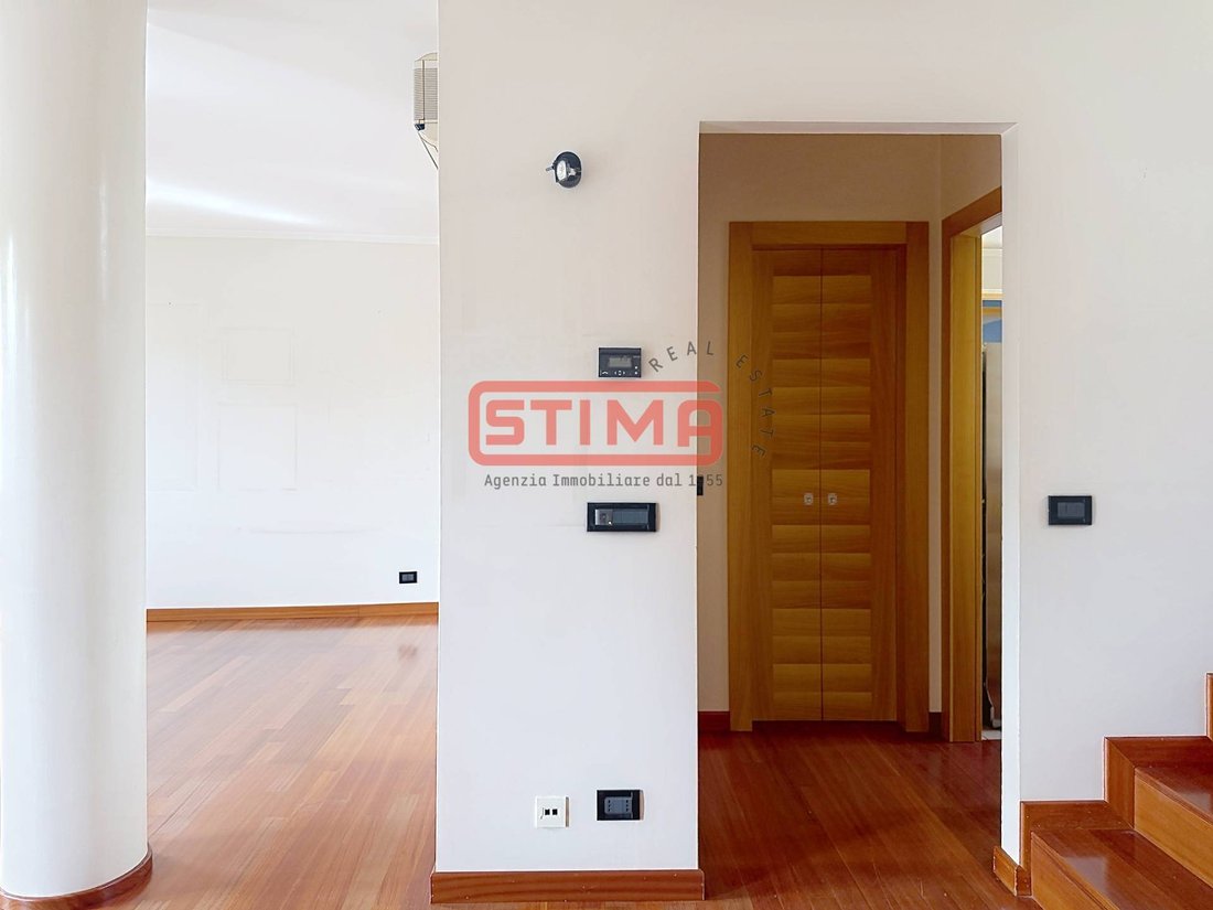 Apartment in Cathedral - Piazza dei Signori, Treviso, Italy 5 - 18485311