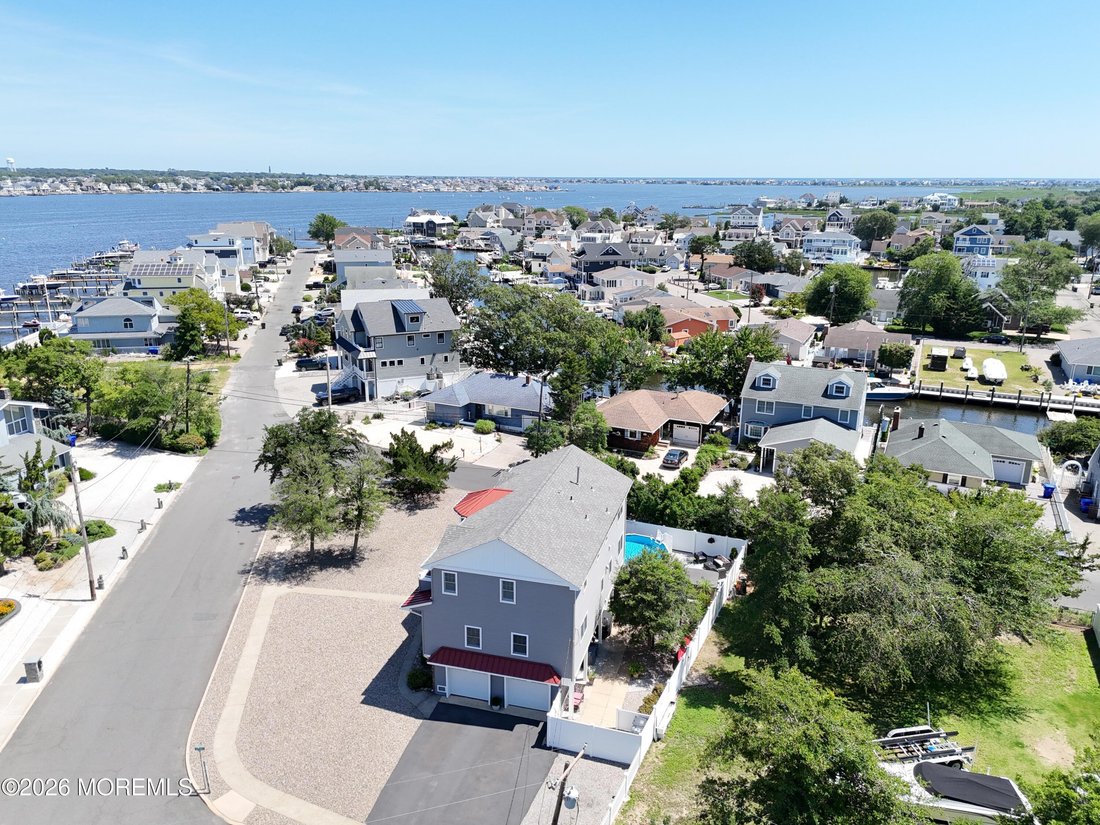 House in Brick Township, New Jersey, United States 2 - 18487961
