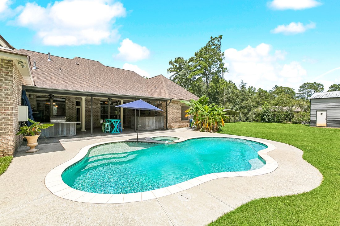 House in Mandeville, Louisiana, United States 2 - 18484611