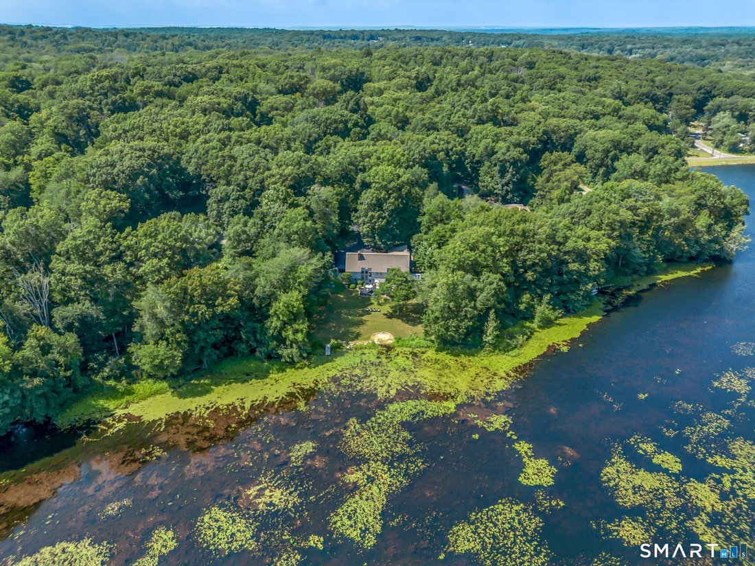 House in Columbia, Connecticut, United States 1 - 17838167